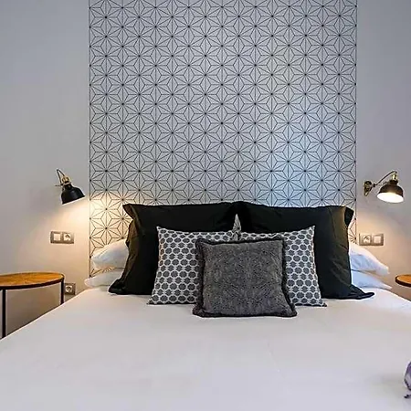 'komfy' Apt. - Pleasant And Restful